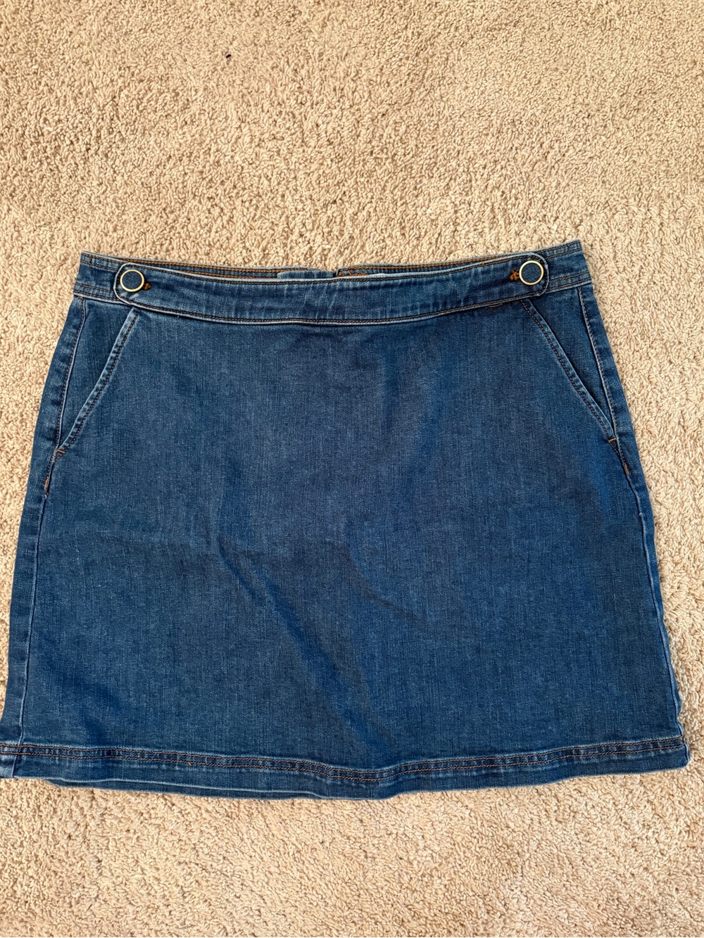 Ann Taylor Medium Dark Blue Denim Mini Skirt PREPPY!!
